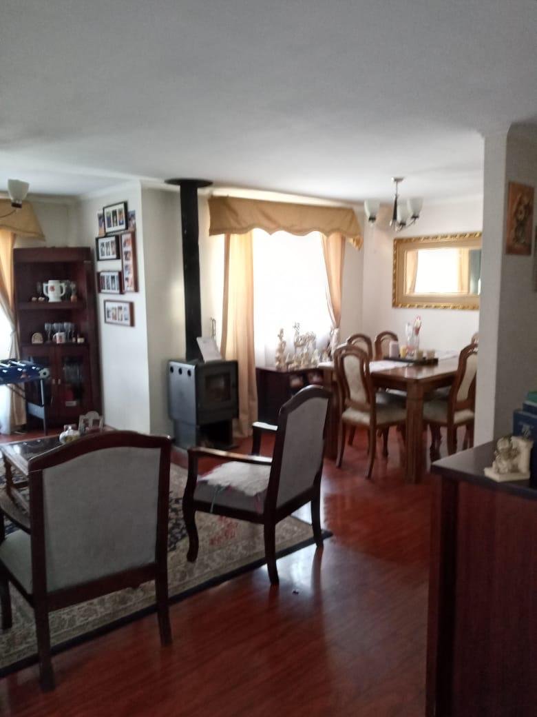 Amplia casa en Parque residencial Las Palmeras